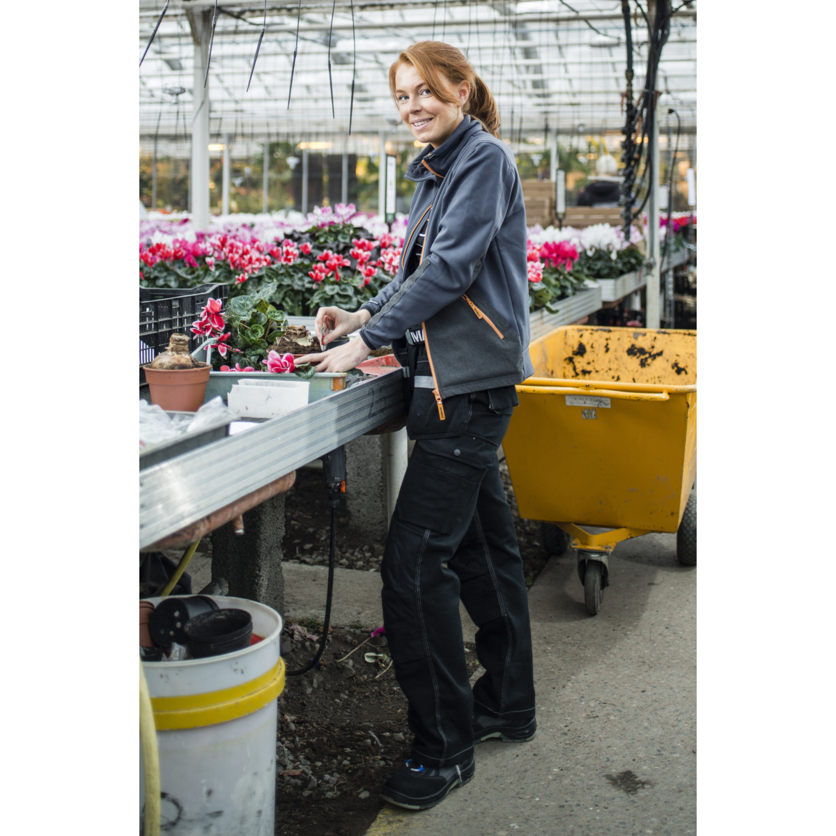 2201 Spodnie damskie rzemieślnicze