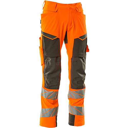 Spodnie z kieszeniami na nakolanniki